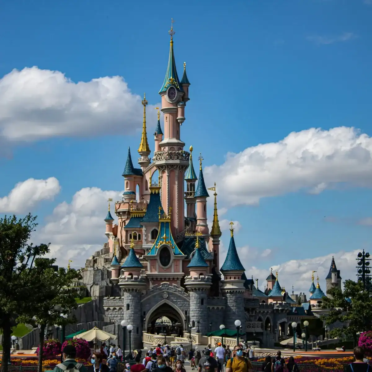 Why Disneyland Paris is so much better than Disneyland Orlando.