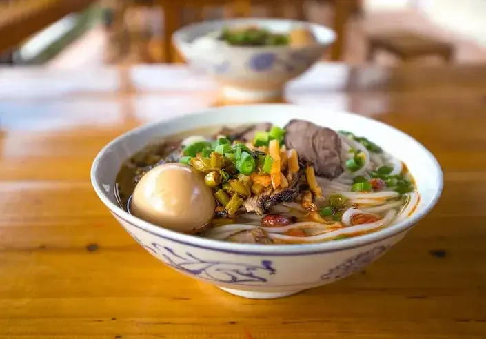Mifen de Guilin (Macarrão de Arroz de Guilin)