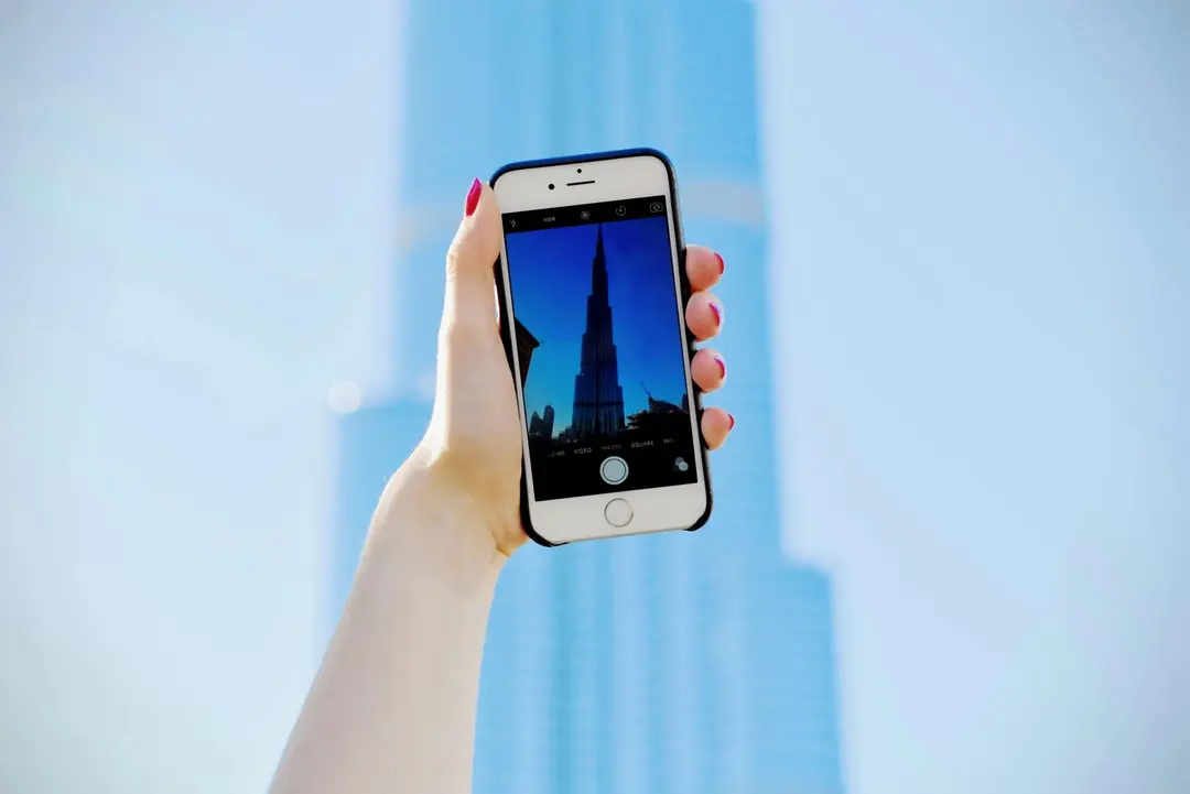 Mantenha-se Conectado com o eSIM da Wavee Durante Sua Viagem para Dubai