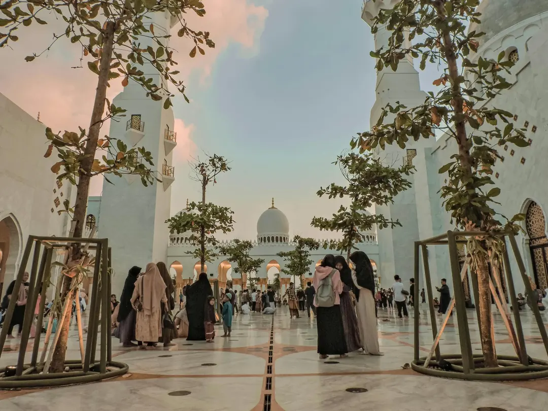 Costumes e tradições: O que você precisa saber sobre a cultura na sua viagem para Dubai