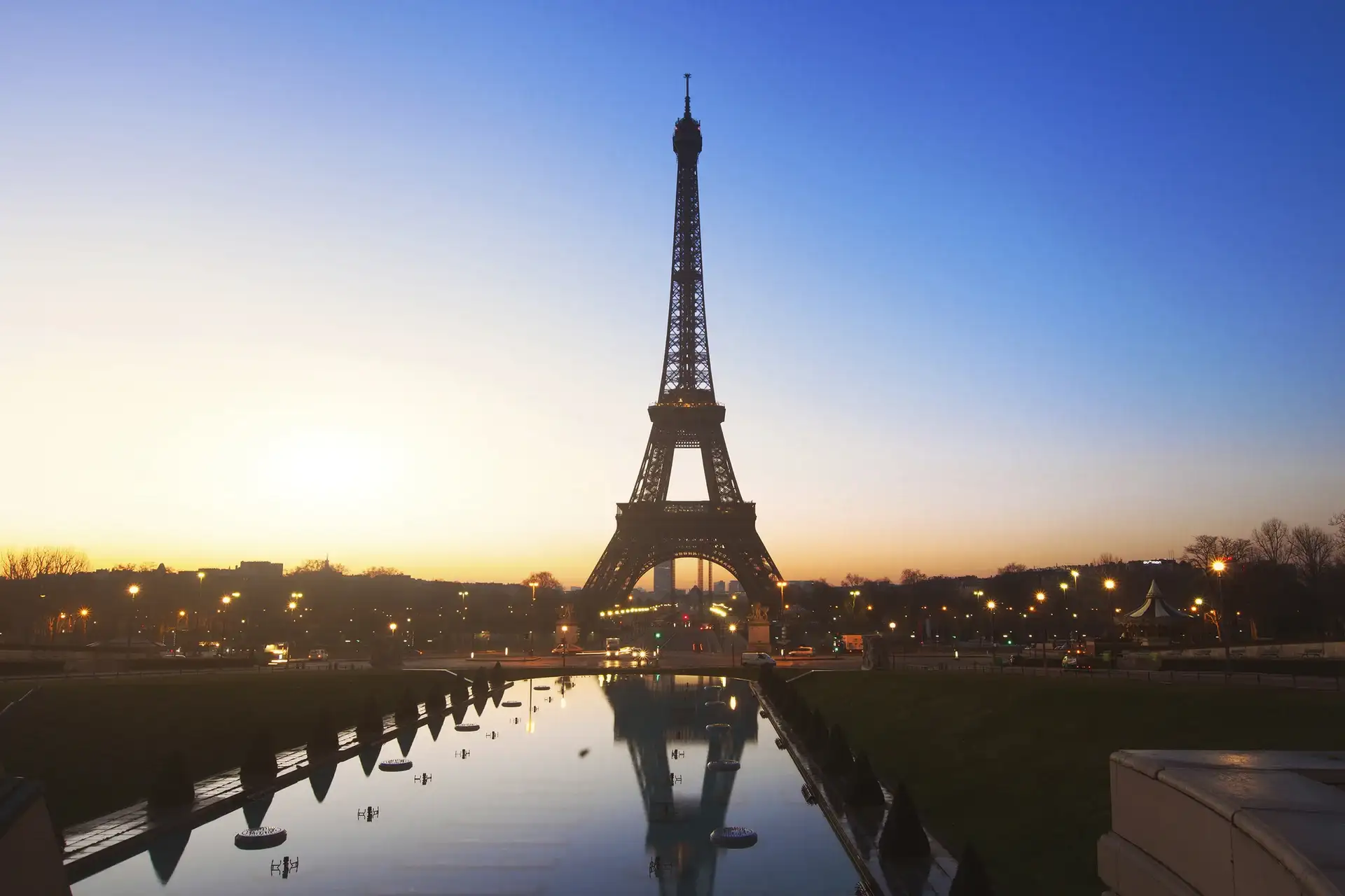 Como Economizar em Hotéis de Luxo em Paris: Dicas e Estratégias para Hospedagem