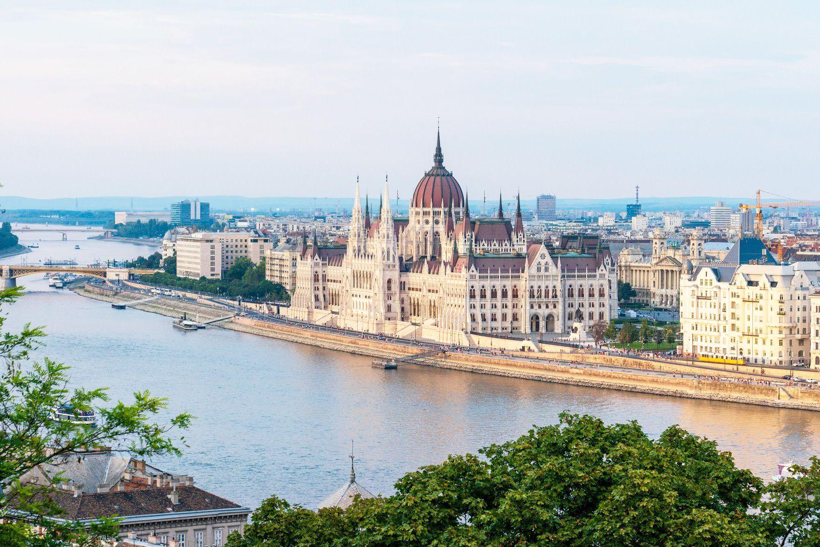 Image of the Wavee Global Hungary eSIM